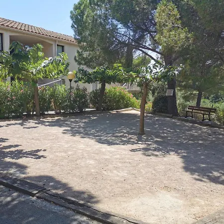 Superbe Vue A Maxime T2 Climatise *