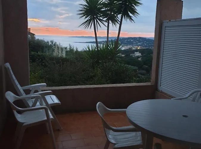 Appartamento Superbe Vue à Maxime T2 Climatisé