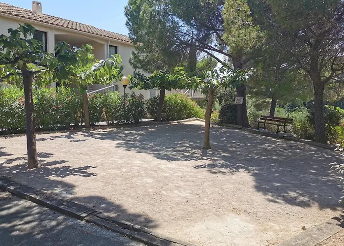 Superbe Vue A Maxime T2 Climatise *